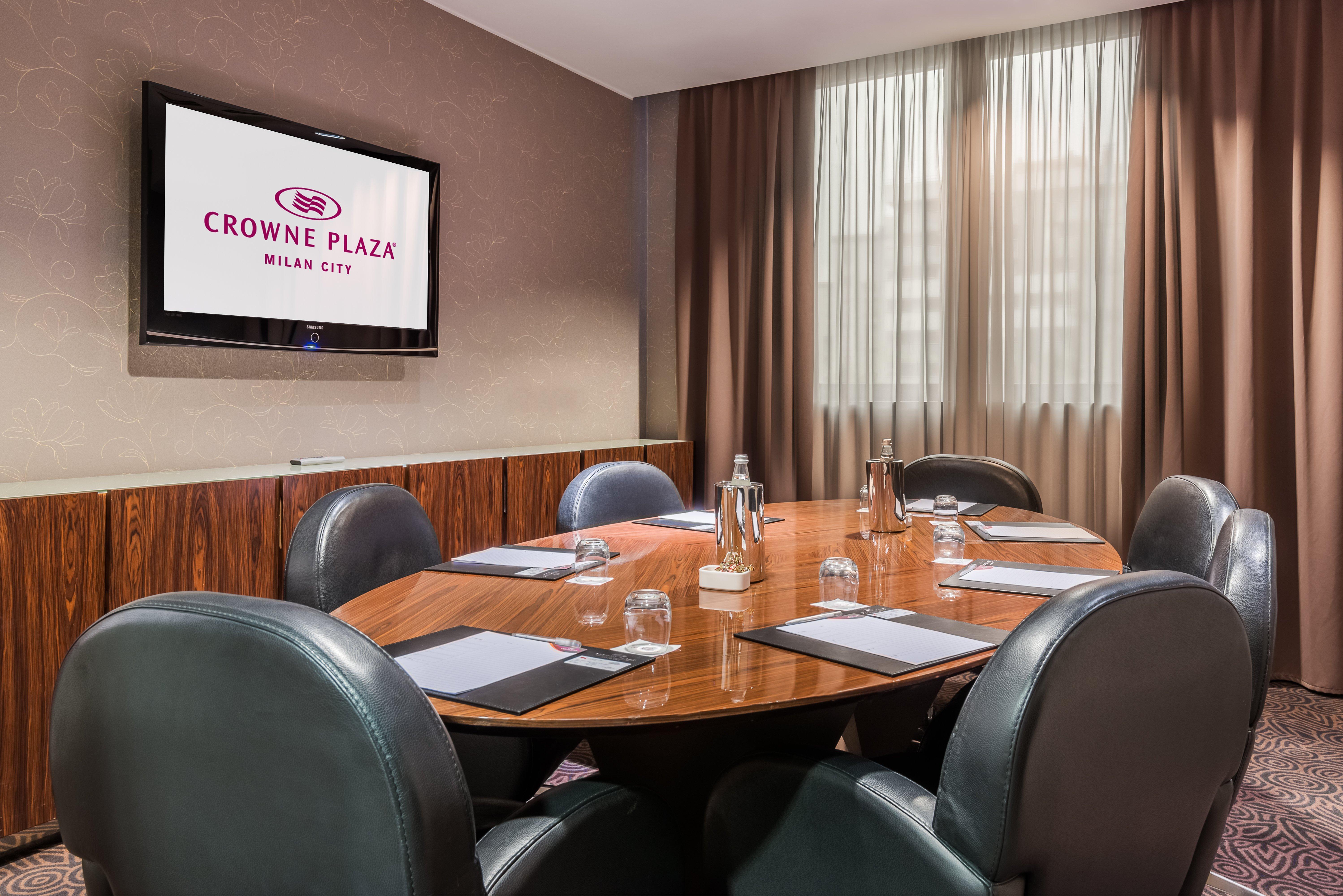 Crowne Plaza Milan City By Ihg Esterno foto