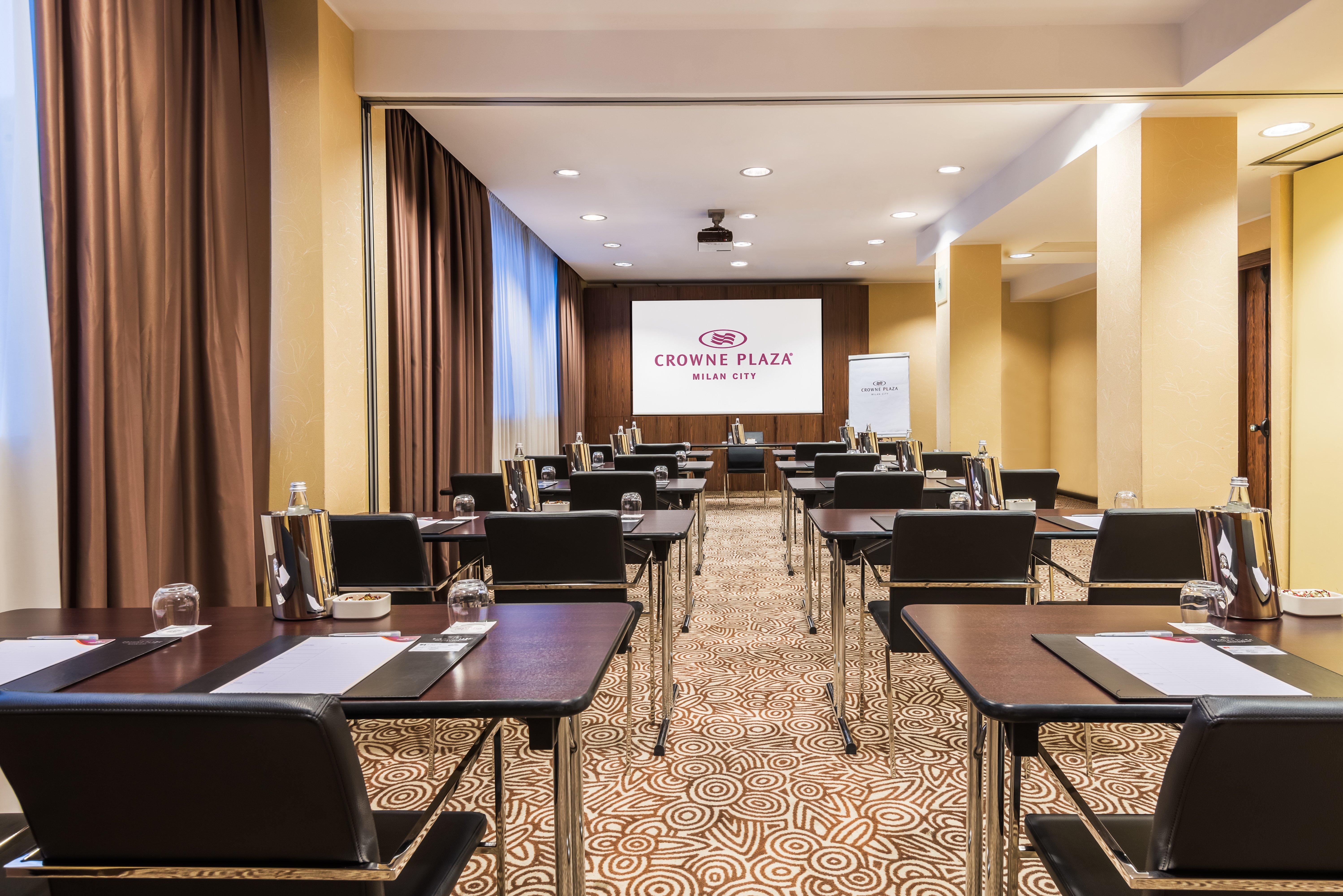 Crowne Plaza Milan City By Ihg Esterno foto
