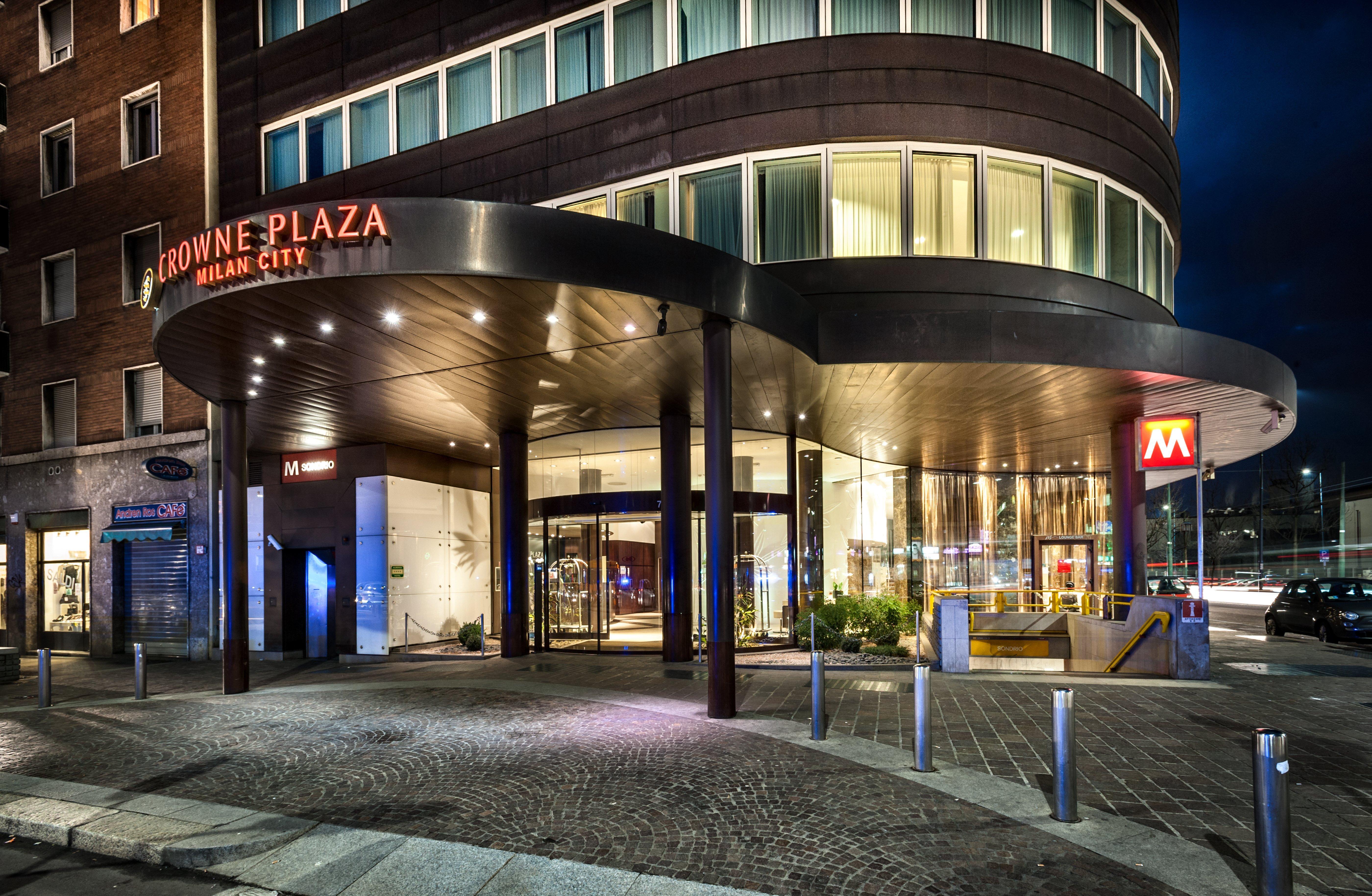 Crowne Plaza Milan City By Ihg Esterno foto
