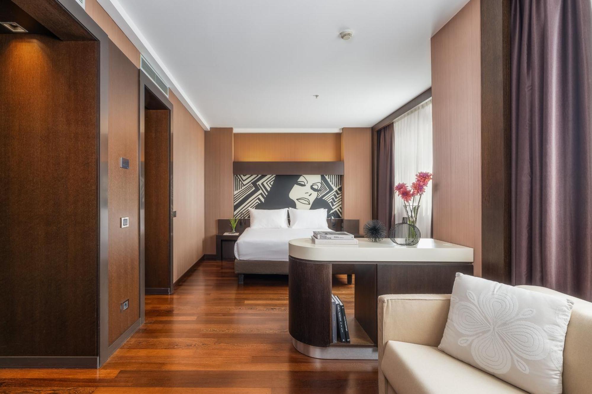 Crowne Plaza Milan City By Ihg Esterno foto