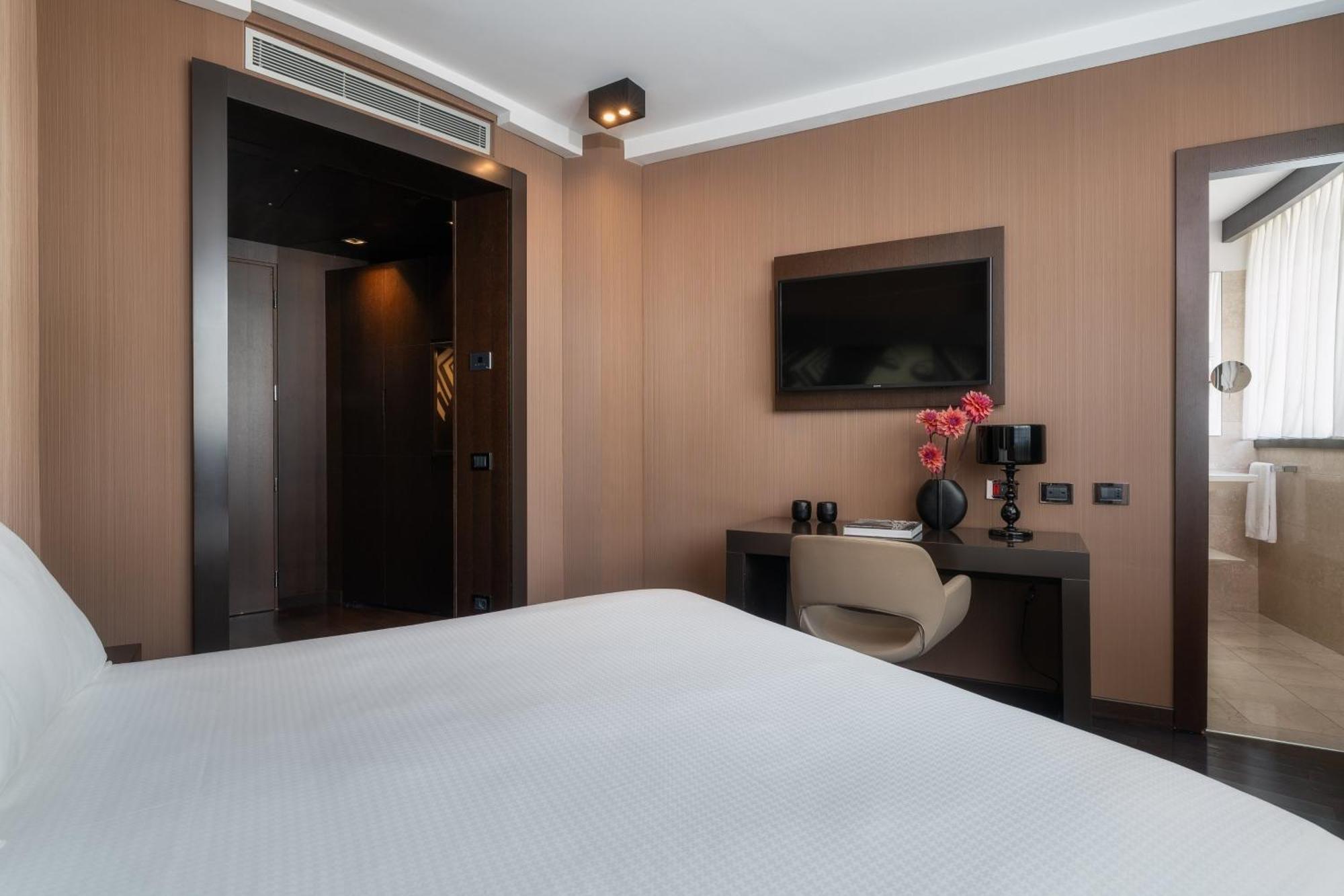 Crowne Plaza Milan City By Ihg Esterno foto