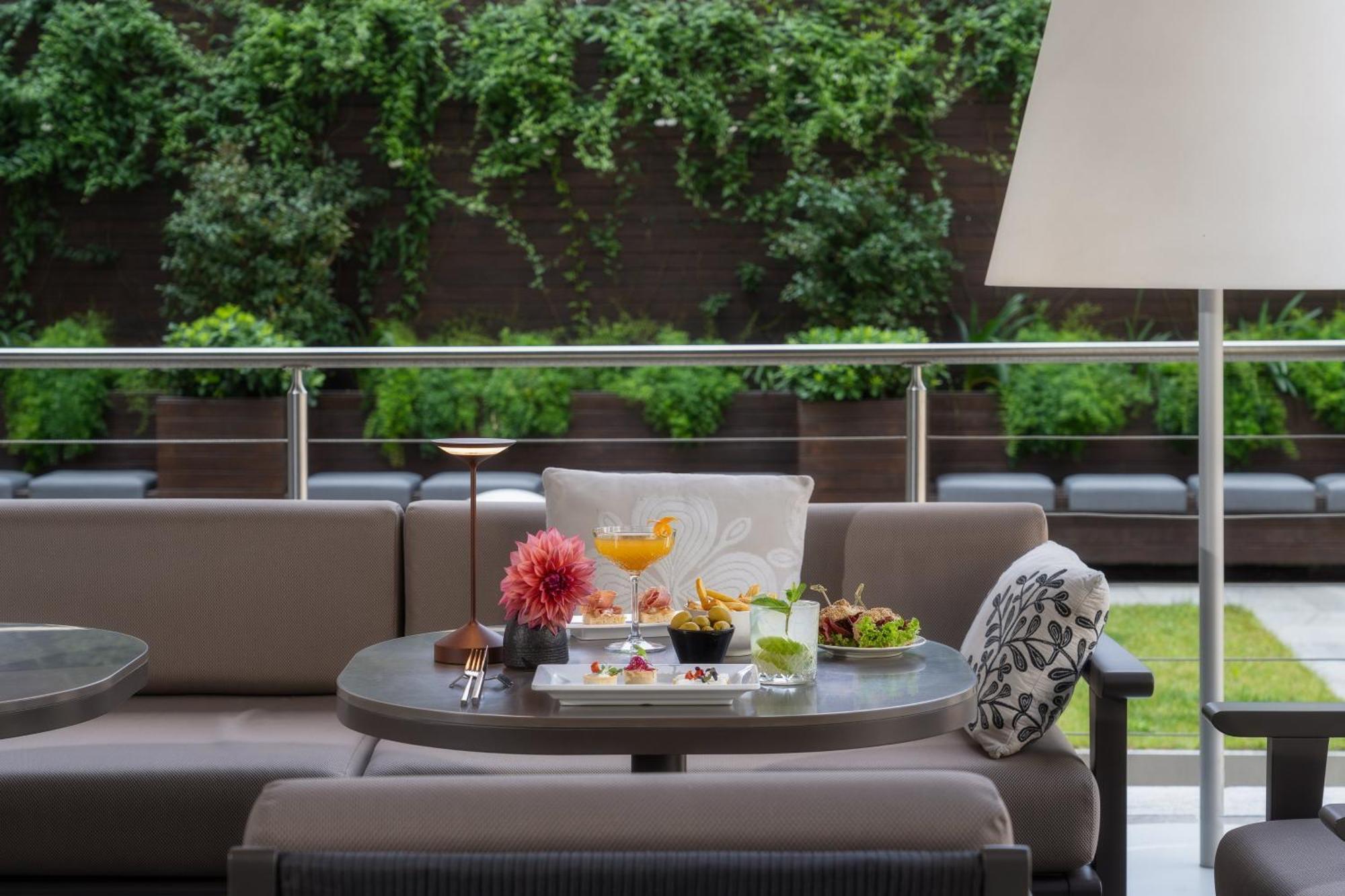 Crowne Plaza Milan City By Ihg Esterno foto